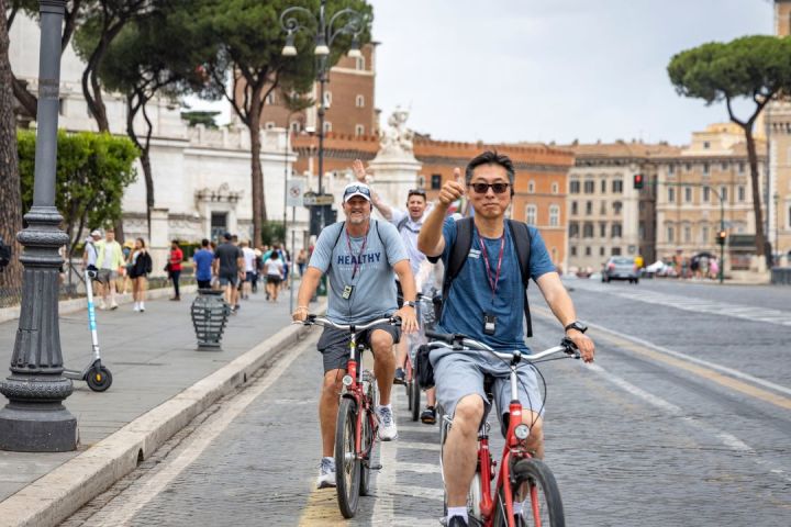 Rome by Bike Tour image