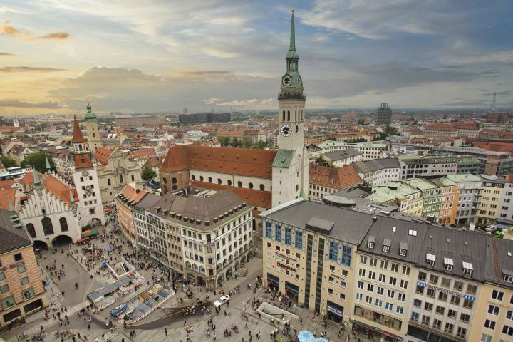 Munich:16 Attractions Audio Guide with Map image