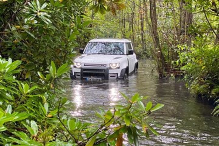 Private Land Rover Off-Road Driving Experience in Solihull  image