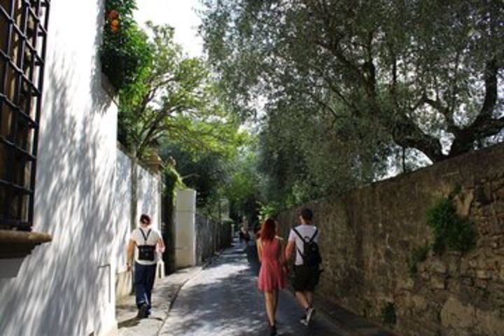 Florence Urban Trekking Away from Crowed Places image