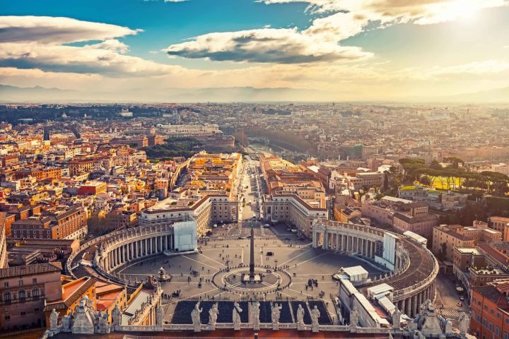 Private Vatican Museums Night Tour image