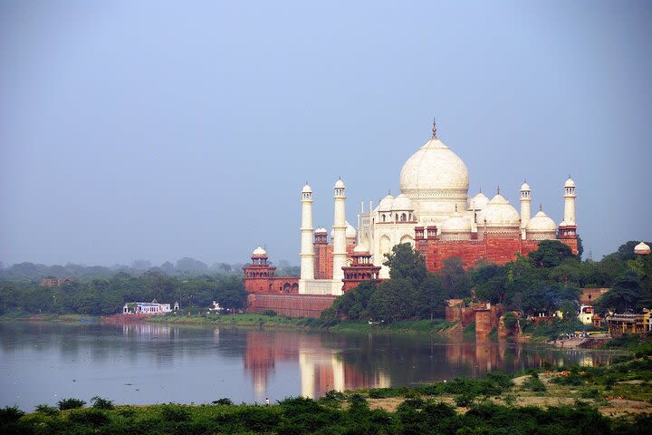 Agra Tour by Fastest Train of India (Gatiman Express) image