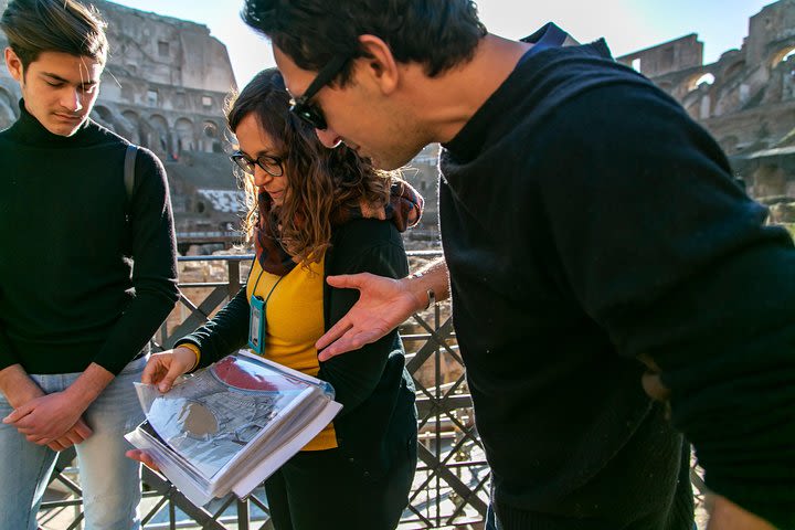 Skip-the-line Colosseum Tour With Kids including Roman Forum With a Family Guide image