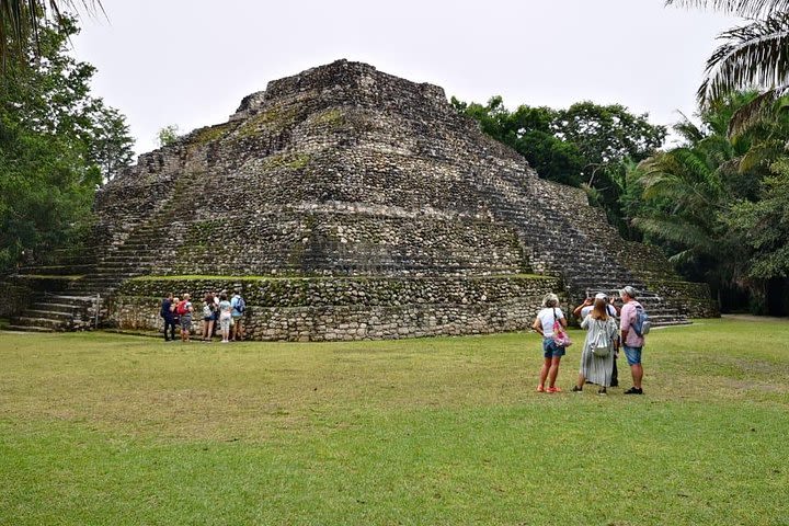 One Day Tour to Chacchoben Mayan City and Bacalar Lagoon with a Certified Guide image