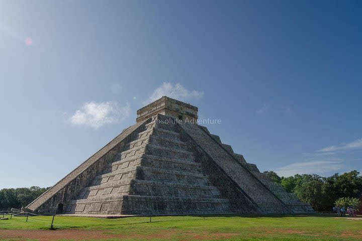 Chichen Itza Mayan ruins with private guide from Tulum image