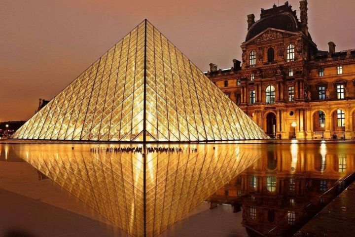 Louvre Museum Skip-the-Line Tickets to Mona Lisa image