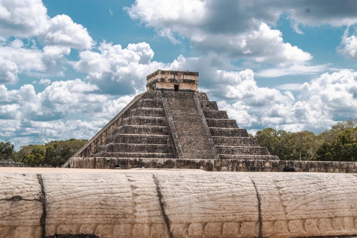 Chichen Itza & Cenote Maya Tour image