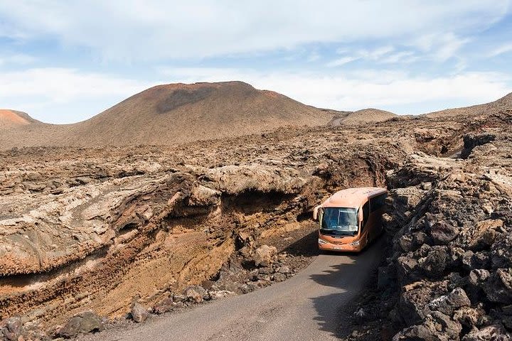 Lanzarote North Tour with Jameos del Agua Entrance image