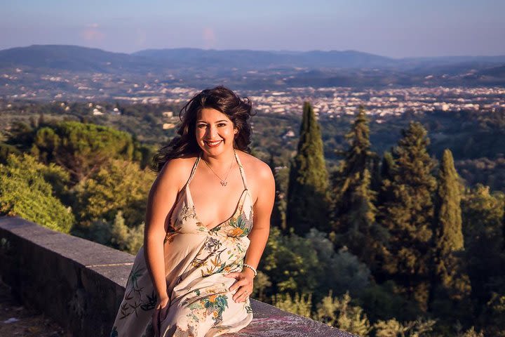 Private Photo Shoot and Sightseeing Walk in Fiesole image