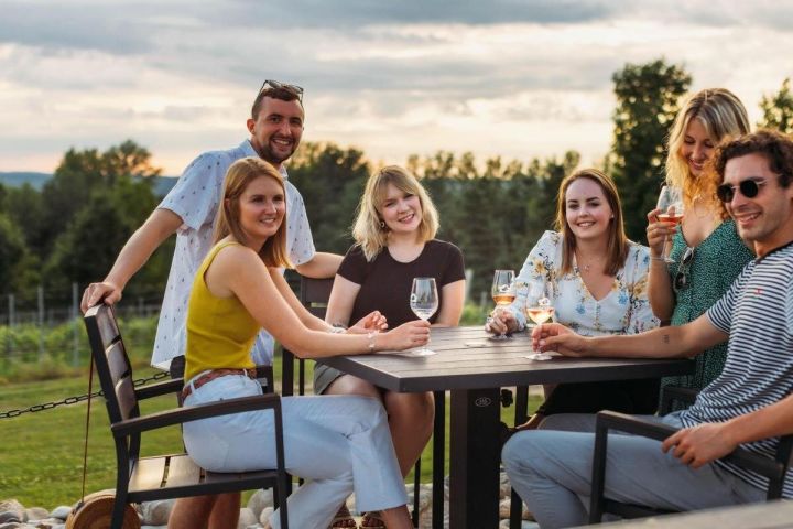 Traverse City Wine Tour image