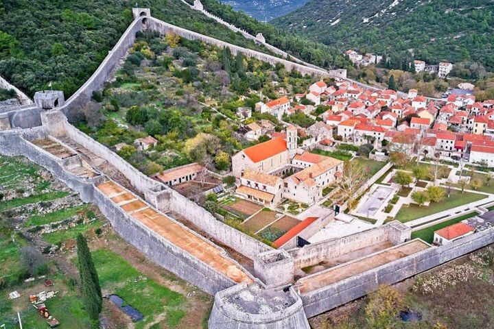 Private Oysters and Wine Tour from Dubrovnik image