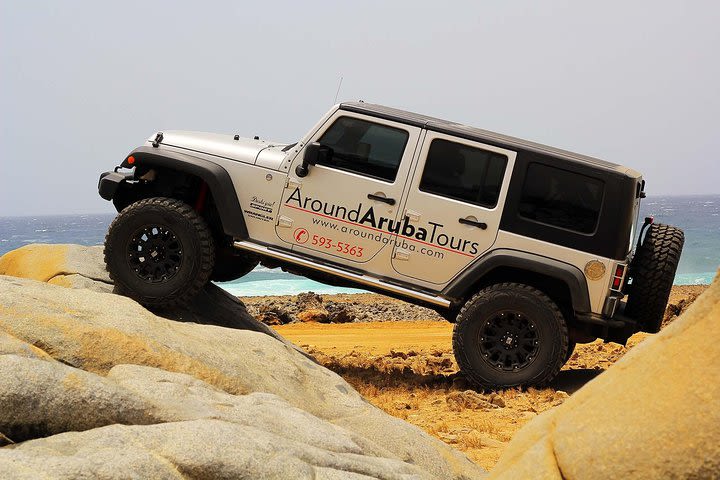 Aruba Private Luxury Jeep Tours With Exciting Attractions and Panoramic Views  image