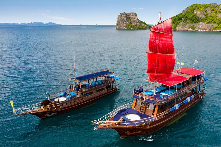 Angthong Marine Park Semi-Private Sunset Tour image