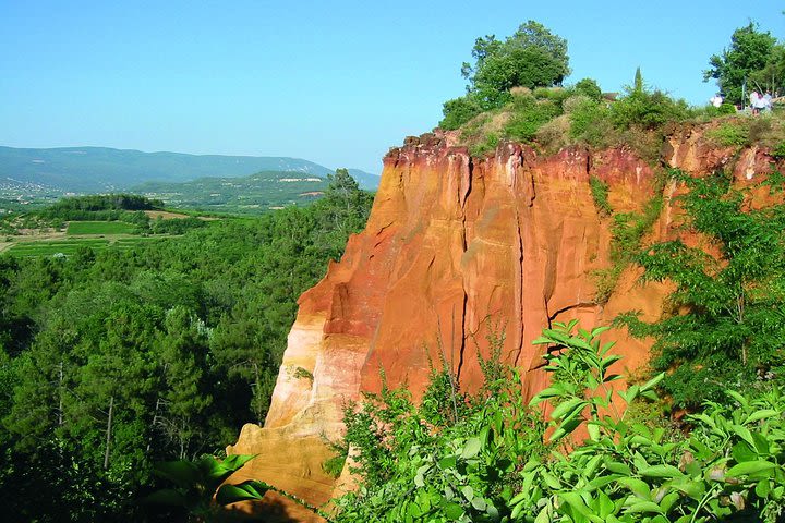 Provençal Market & Hiking Private Tour in the Provencal Colorado from Marseille image