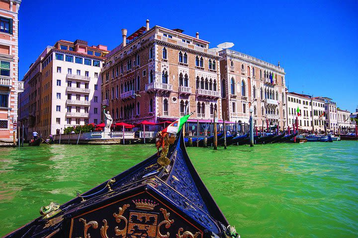 Venice Gondola Experience image