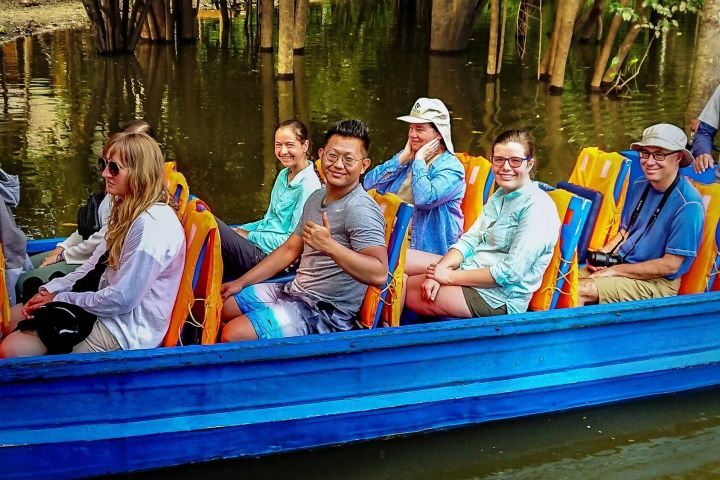 4-Day Iquitos Jungle Adventure at Muyuna Lodge image