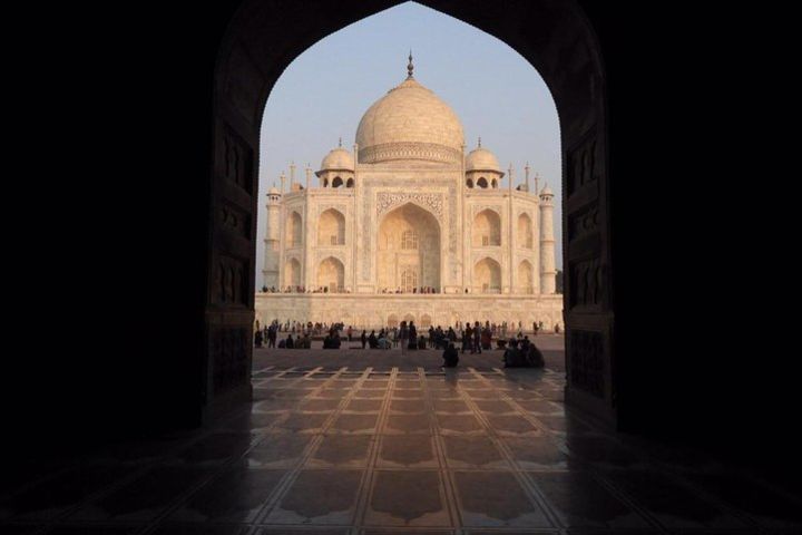 Delhi Agra, Gatiman Train Taj Mahal & Agra Tour- All Inclusive. image