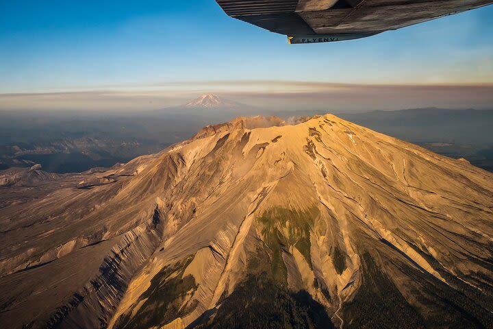 Private Air Tour of Mount Saint Helens from Troutdale image