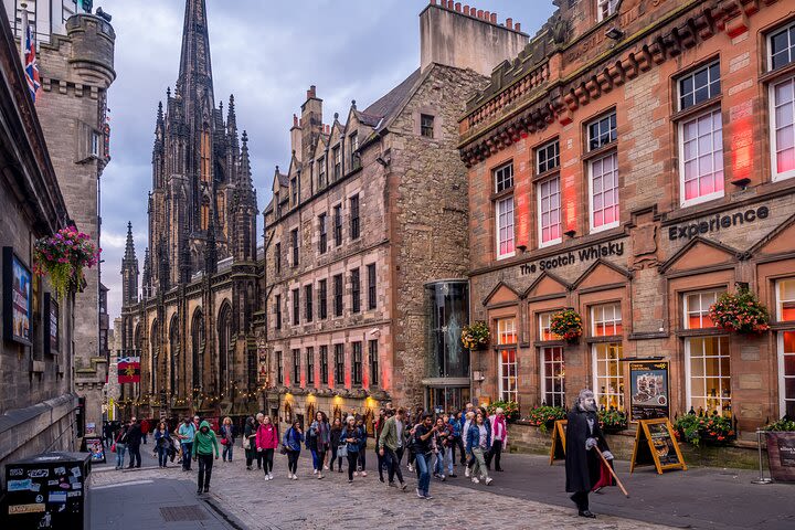 Edinburgh Ghosts and Dark Stories image