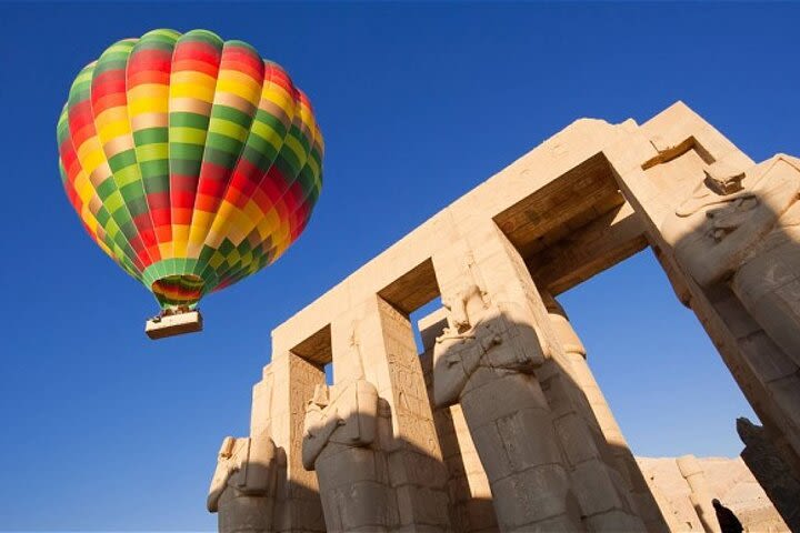 Sunrise Hot Air Balloon with gifts image