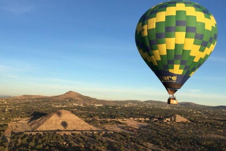 Full-Day Teotihuacan Hot Air Balloon Tour from Mexico City image