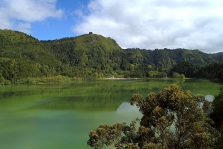 PRIVATE Hybrid 4X4 Tour - Full Day Furnas (Inc Hot Springs and 3 Course Lunch) image