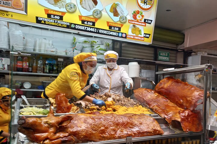 Quito Traditional Market and Guayasamin Museum with tickets included image