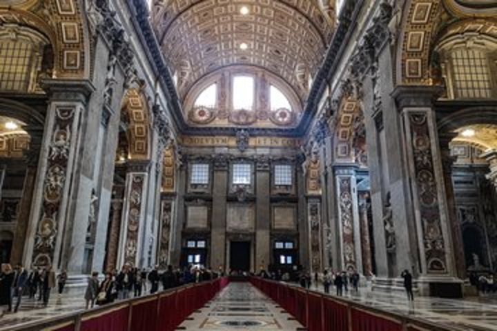  Vatican, Sistine Chapel & St.Peter's Dome, Skip the Line Access Tour image