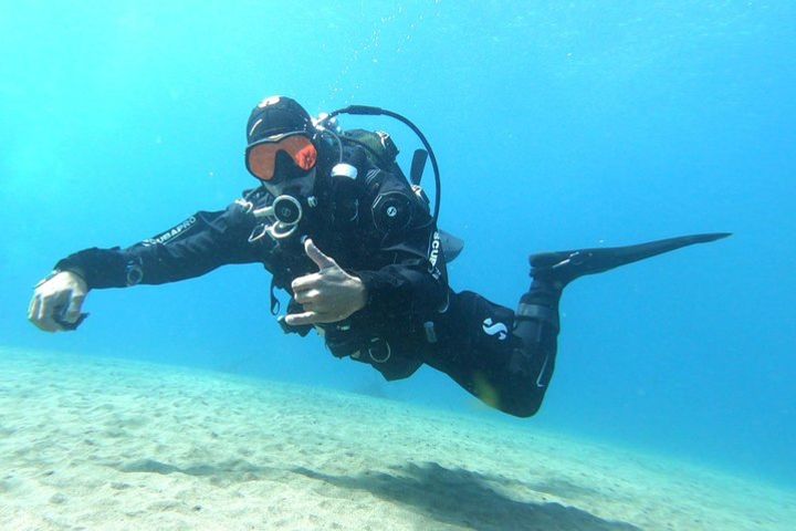 Scuba Diving in Lanzarote (for certified divers only) image