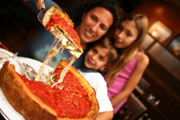 Chicago Pizza Tour image