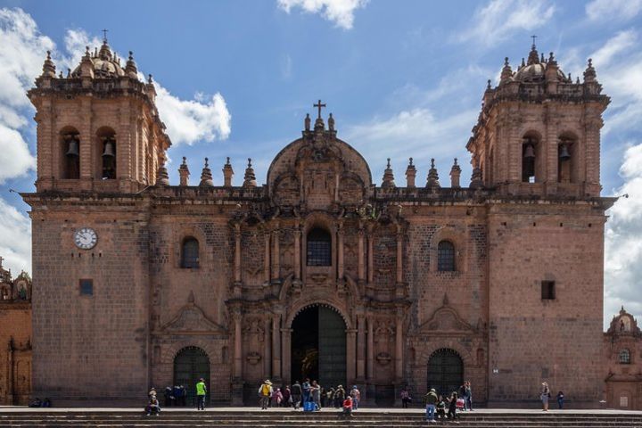 Cusco Walking Tour: Inca Museum, Koricancha Temple and San Pedro Market image