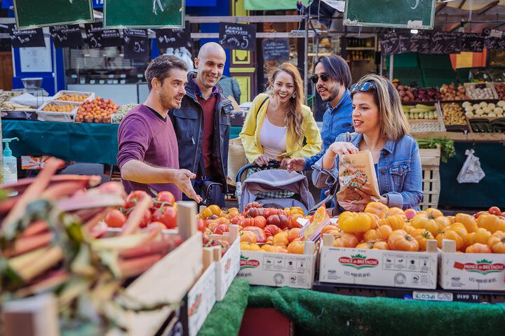 All inclusive Bike and Breakfast tour in Paris image