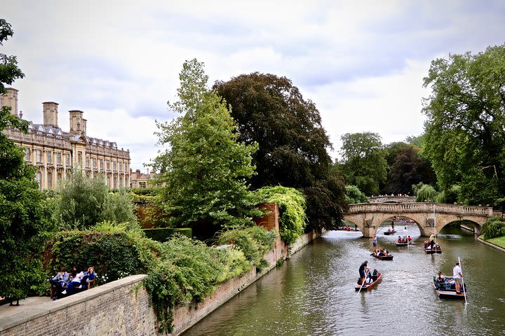 Shared Punt Tour - Cambridge image