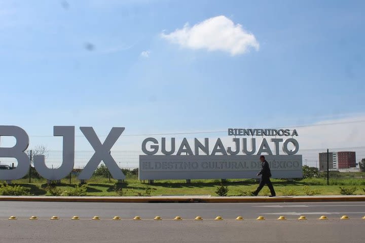 Transportation between Bajio Airport and Guanajuato Capital image