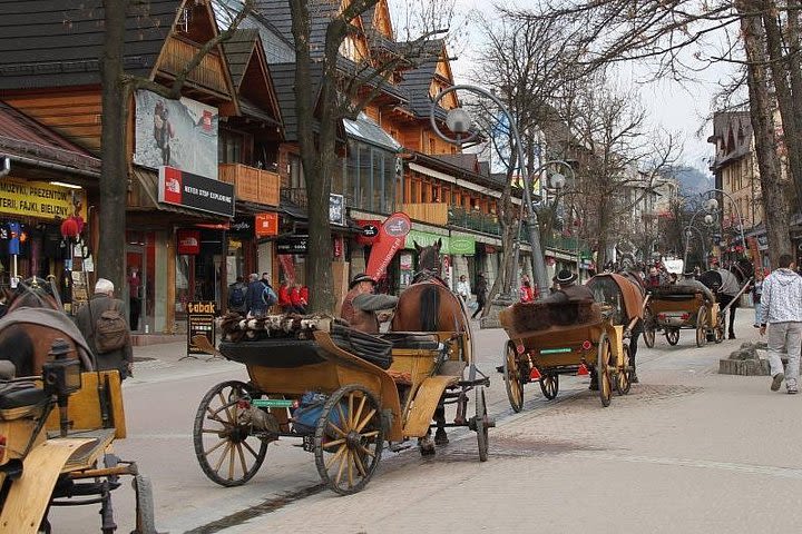 Zakopane and Thermal Spa in Polish mountains - one day tour image