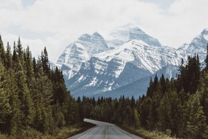 Listen to a Tour Guide as You Drive & Walk with our Discover the Rockies Package image