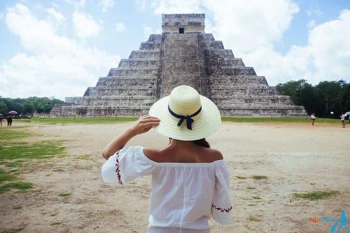 Tours Chichén itza, cenote y valladolid image