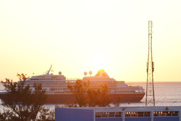 Transfer Santiago to Puerto de Cruceros or vice versa image