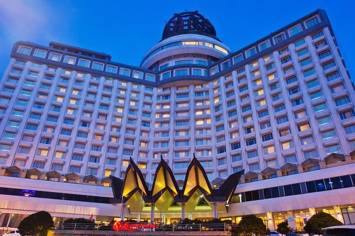 Kuala Lumpur to Genting Highlands City Hotels 1-way Transfer image