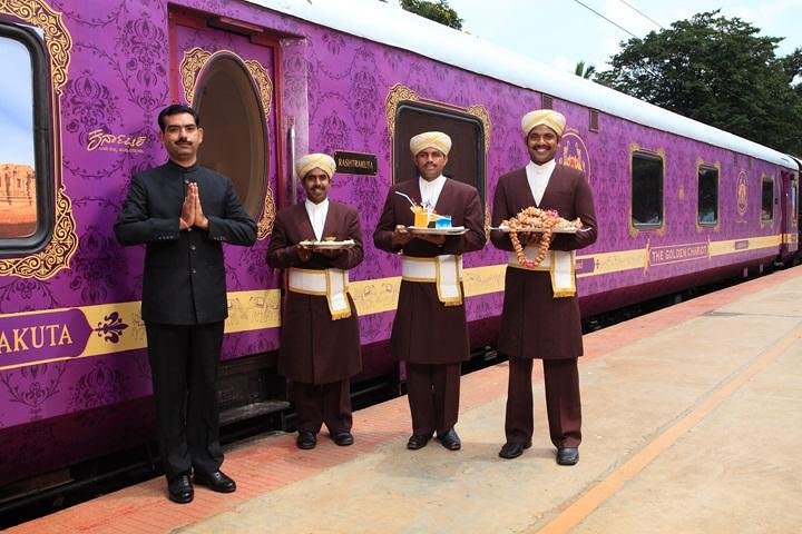 Private Same Day Taj Mahal Agra Fort Luxury Tour By Train From New Delhi  image