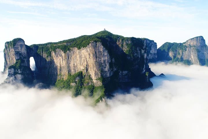 2 Day All Highlights Of Zhangjiajie-Avatar Mountain+Mt.Tianmen+Glass Bridge image