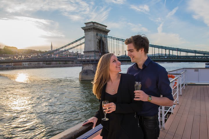 Budapest Drink Cruise on the Danube image