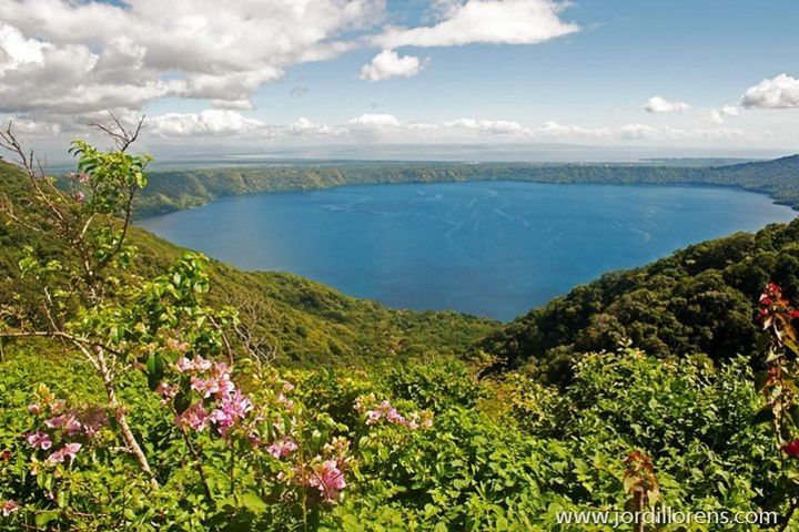 San Juan del Sur Shore Excursion: Private Masaya Volcano and Catarina Tour image