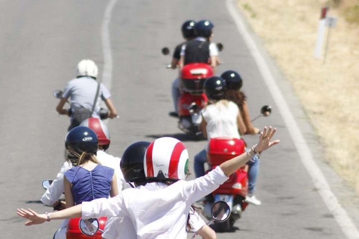 Chianti Vespa Scooter Tour from San Gimignano image