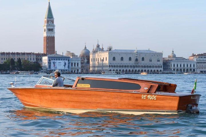 Private Arrival Transfer: Marco Polo Airport to Venice Cruise Terminal image