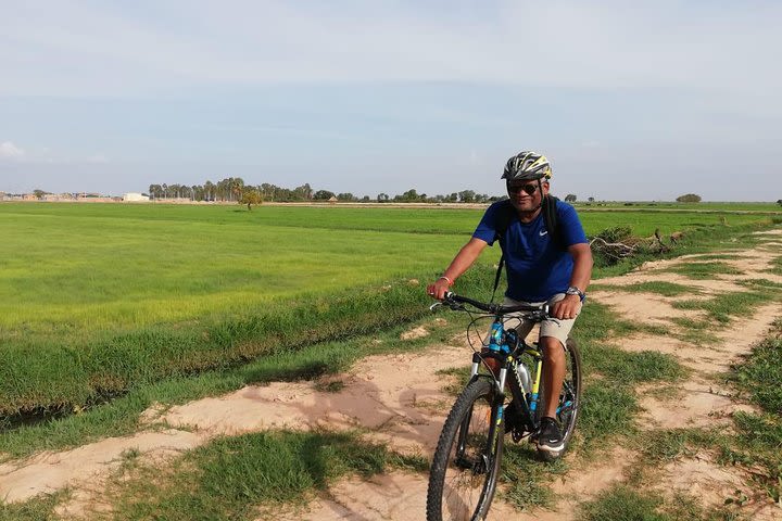 Cycling Tour to Local village and Local market in Siem Reap image