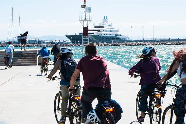 Private City-To-Sea Bike Tour image