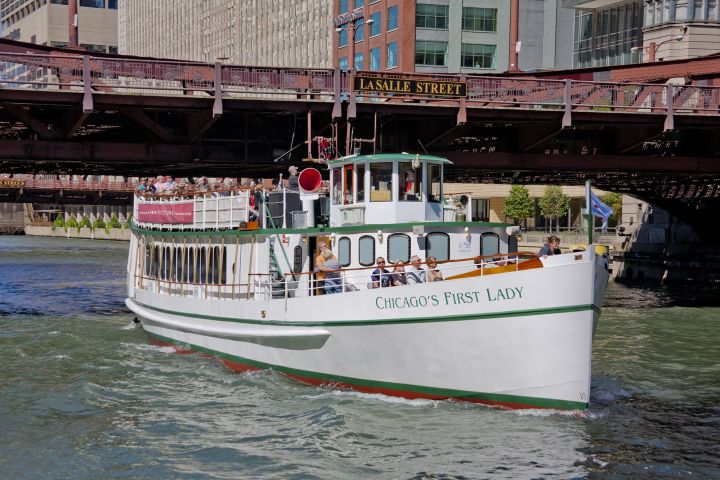 Chicago Architecture Center Cruise on Chicago's First Lady image