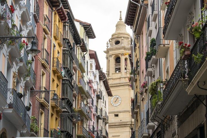  Pamplona historical&cultural walking small group tour image