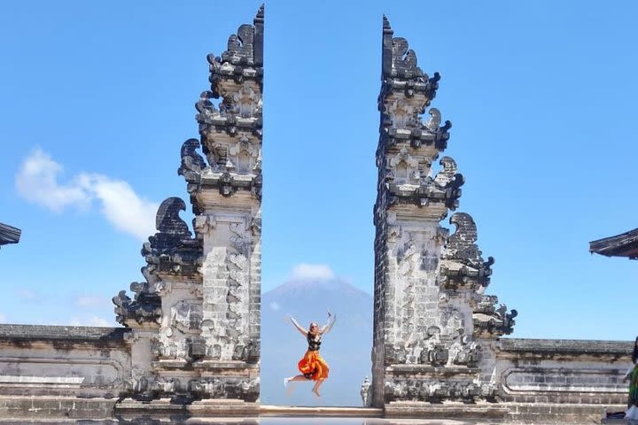 Lempuyang Temple Tour - Best East Bali Trip image